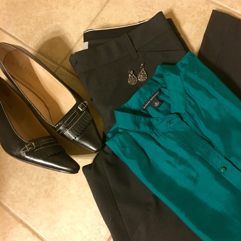 EUC Gap Curvy Fit Dark Grey Dress Pants 6Ankle
